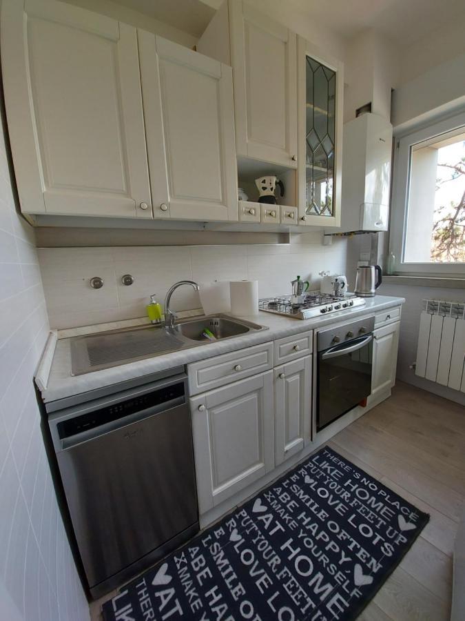 La Pineta - Delightful Small Apartment Near The City Center LʼAquila Exteriér fotografie