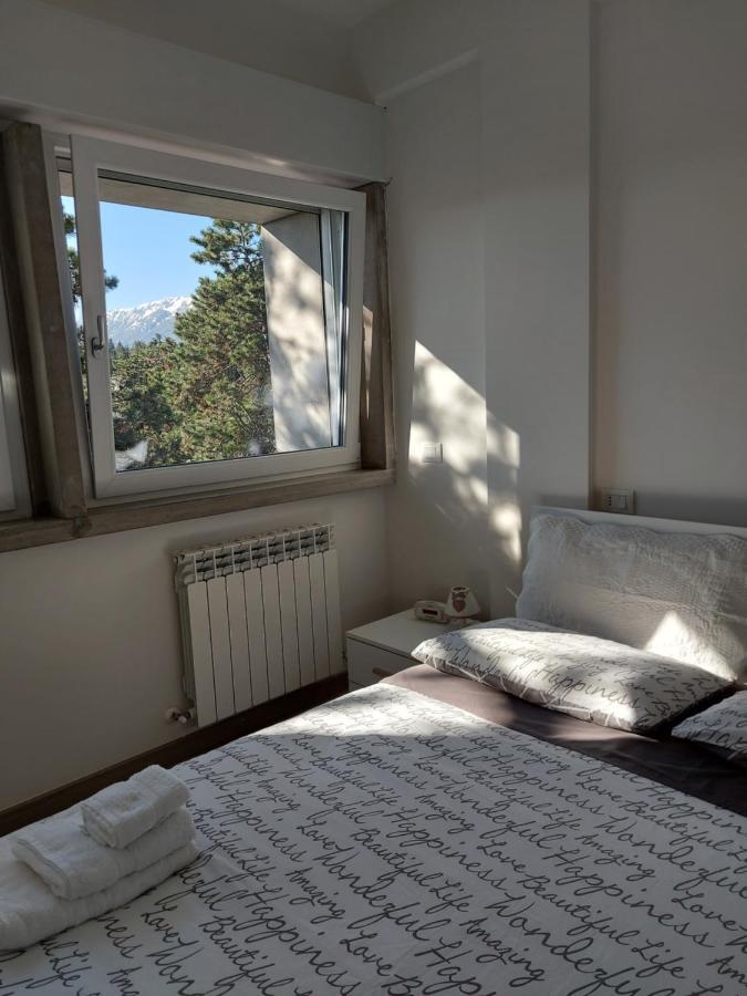 La Pineta - Delightful Small Apartment Near The City Center LʼAquila Exteriér fotografie