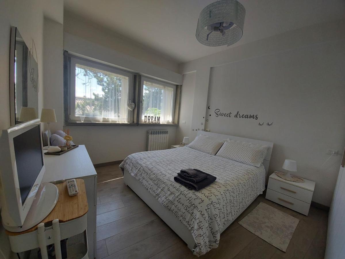 La Pineta - Delightful Small Apartment Near The City Center LʼAquila Exteriér fotografie